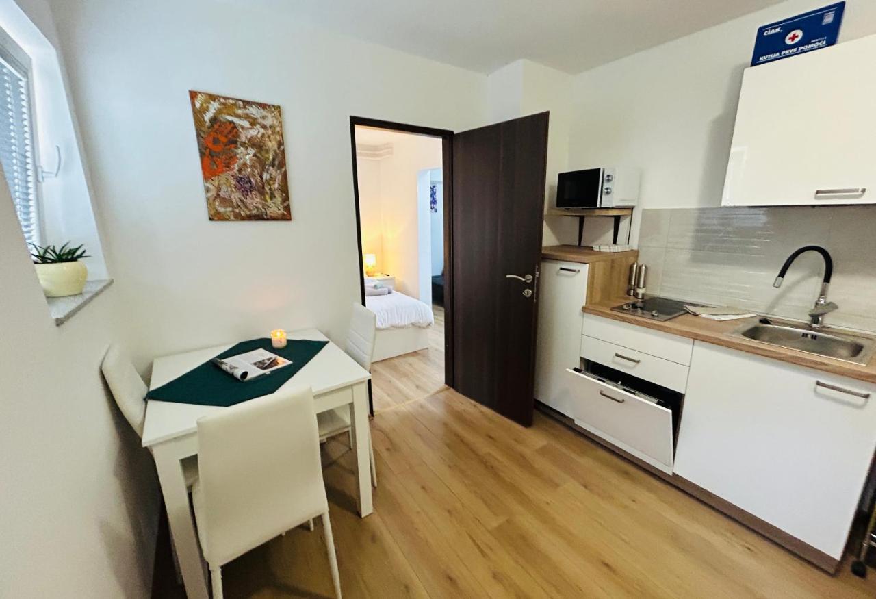 Apartment In Time Сесвете Екстер'єр фото